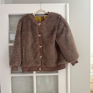 ArattA Jacket… little furry, fun jacket, Cousi and Beautiful